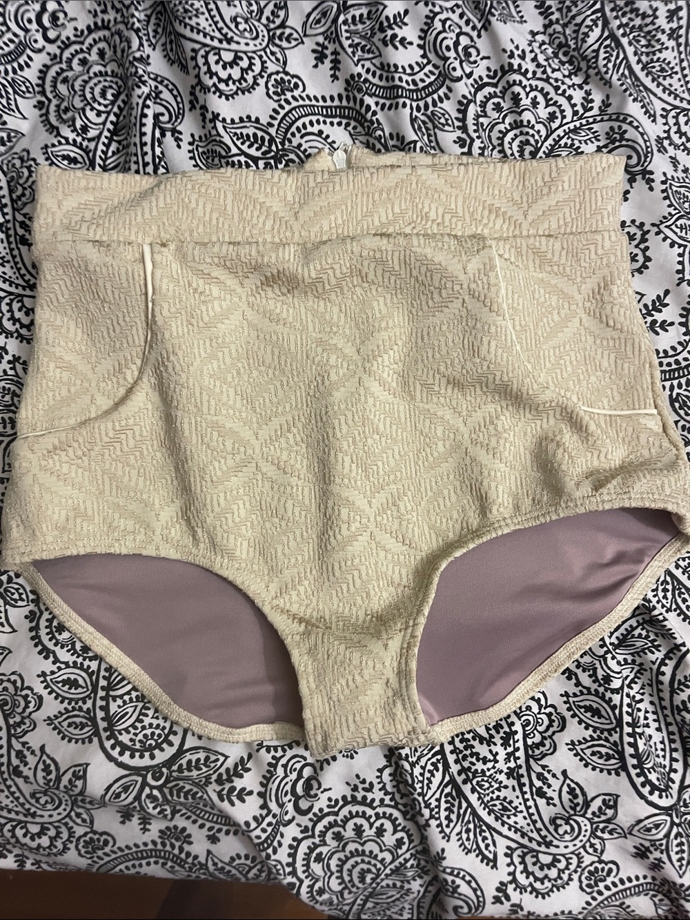 Seea Georgia High-Waisted Surf Bottoms - Picture 12 of 15